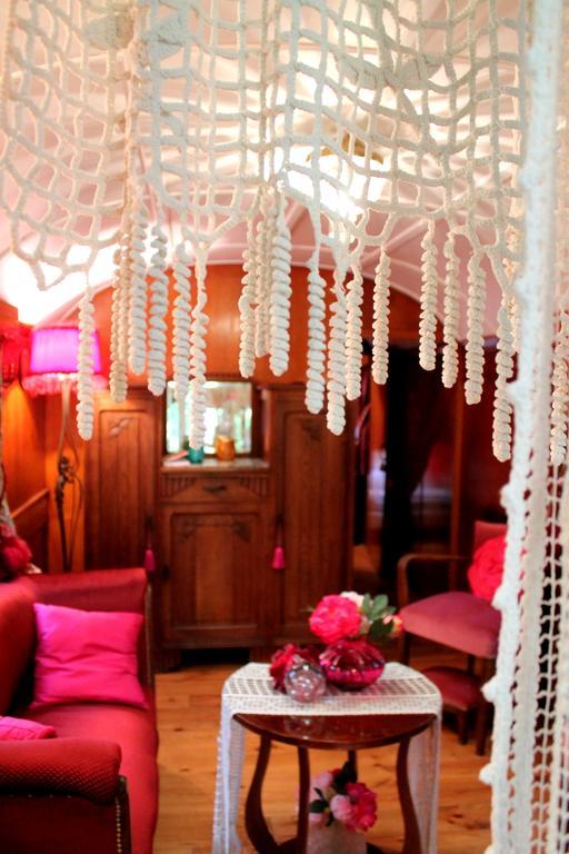 Roulottes Du Rouard Bed & Breakfast Camiers Phòng bức ảnh